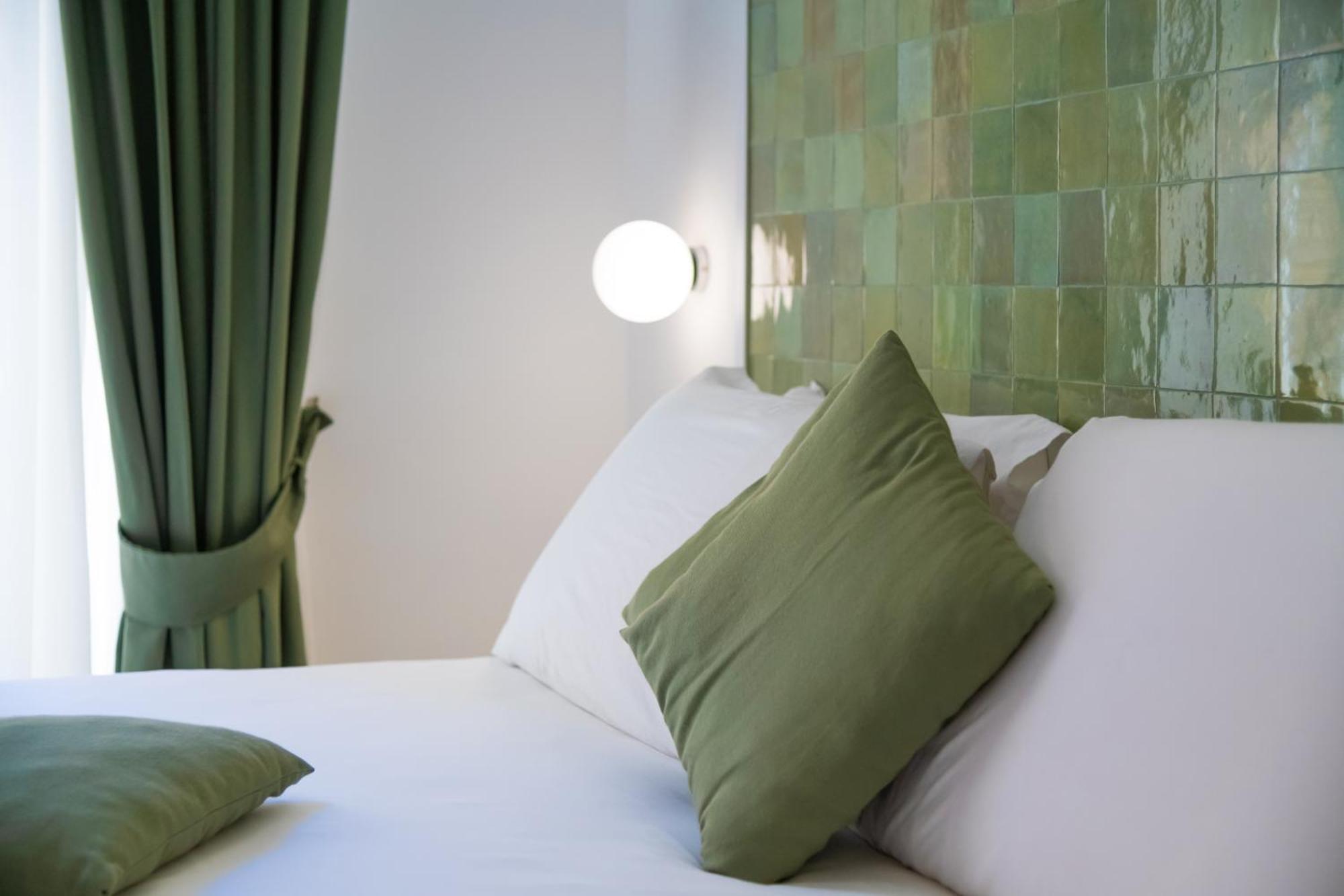 Vistavicolo Rooms Наполи Екстериор снимка